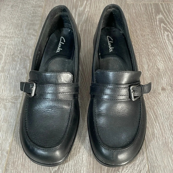 Clarks Black Leather Slip On Loafers Buckle Strap 8.5M - Picture 2 of 16